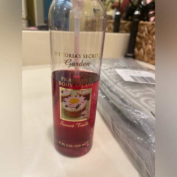 Victoria’s Secret Rare HTF Scandalous, Sweet Talk and Night - read! - Picture 2 of 5